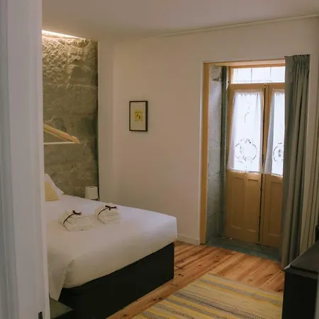 度假居 Siglas & Runas *