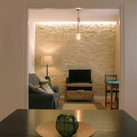 度假居 Siglas & Runas *