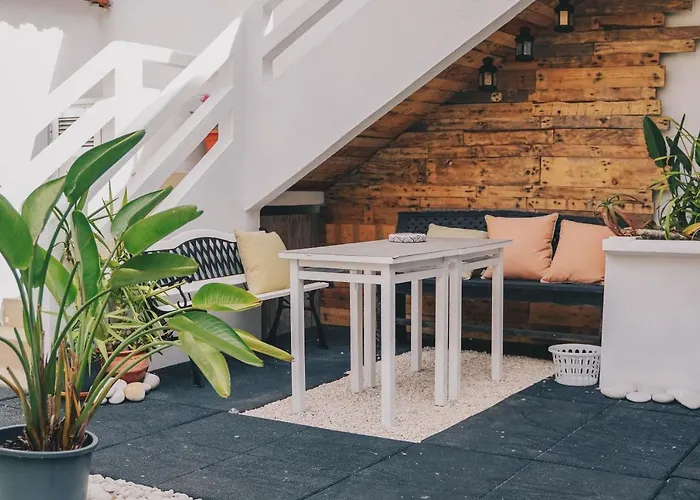 Siglas & Runas Повуа-ди-Варзин