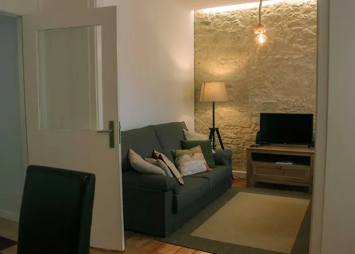 Siglas & Runas Повуа-ди-Варзин